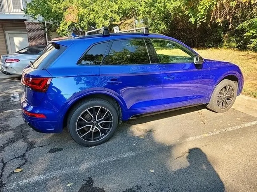 2022 Audi SQ5 Premium Plus photo 1