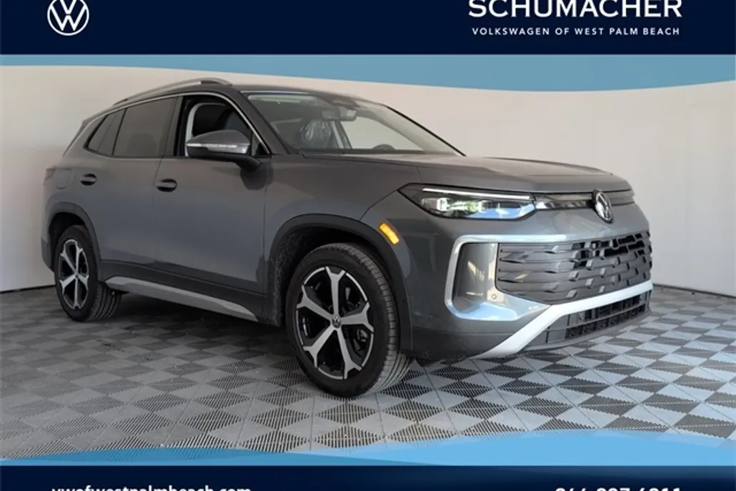 2025 Volkswagen Tiguan SE photo 1