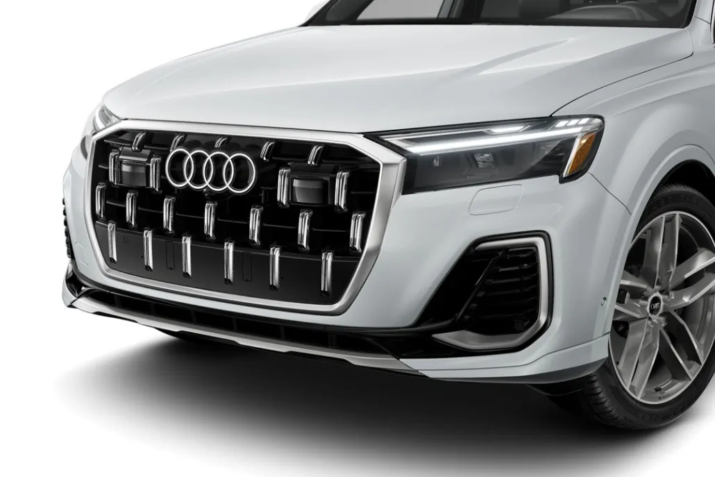 2025 Audi Q7 55 Premium Plus photo 1
