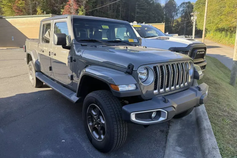 2020 Jeep Gladiator Overland photo 1
