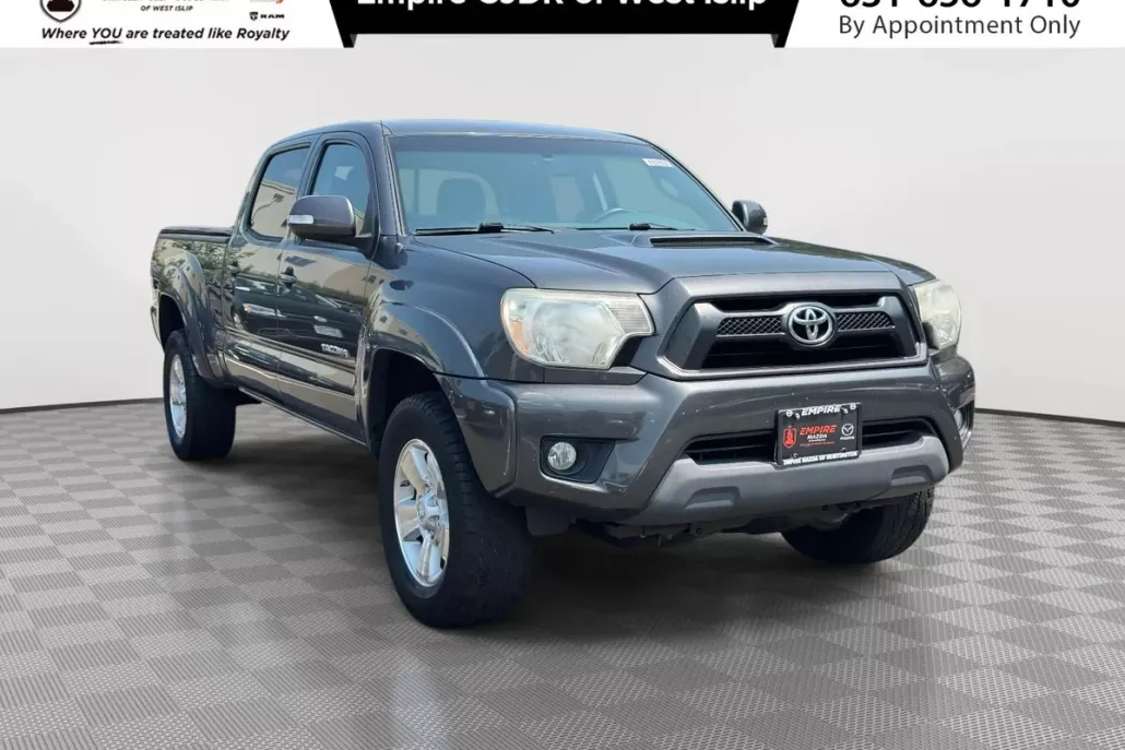 2015 Toyota Tacoma Base V6 photo 1