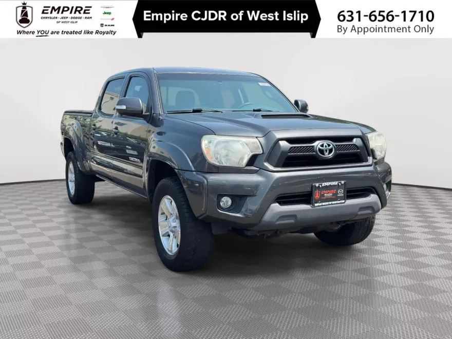 2015 Toyota Tacoma Base V6 photo 1