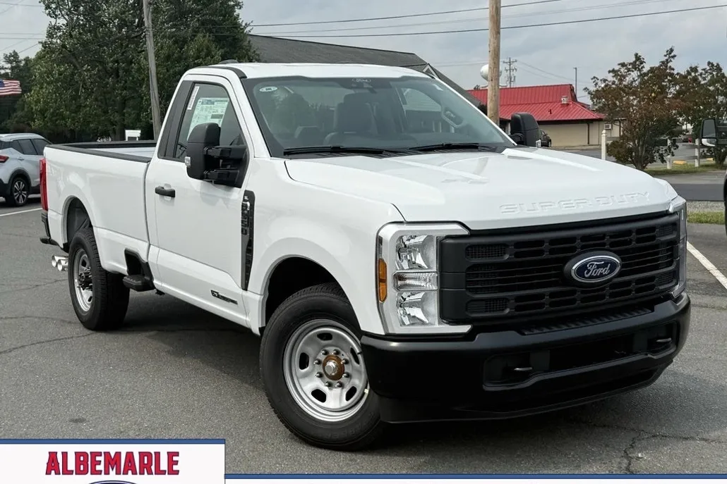 2025 Ford F-350 photo 1