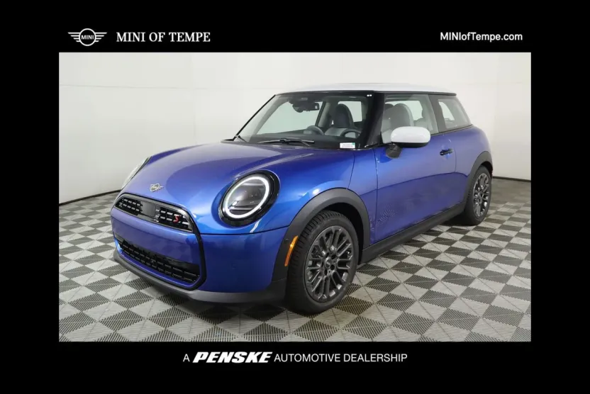 2025 Mini Cooper 2 Door Hardtop Signature photo 1