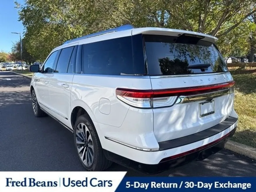 2023 Lincoln Navigator L Reserve photo 1