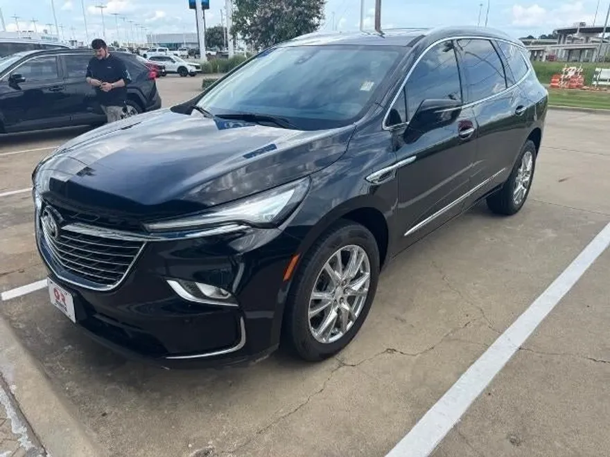 2022 Buick Enclave Premium photo 1