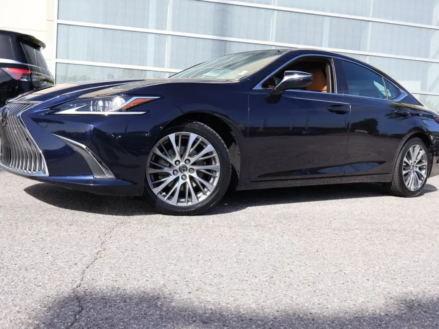 2021 Lexus ES 350 photo 1