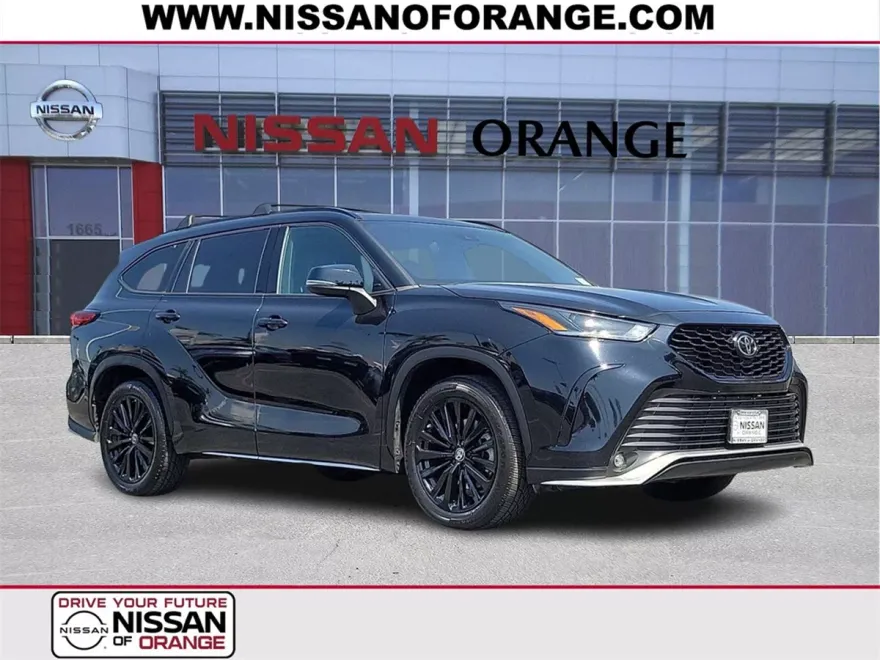 2023 Toyota Highlander XSE photo 1