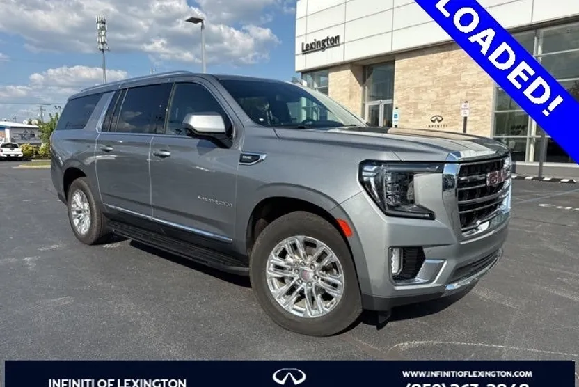 2023 Gmc Yukon XL SLT photo 1