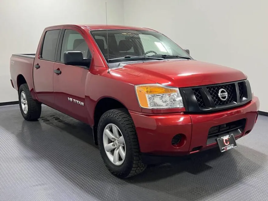 2015 Nissan Titan S photo 1