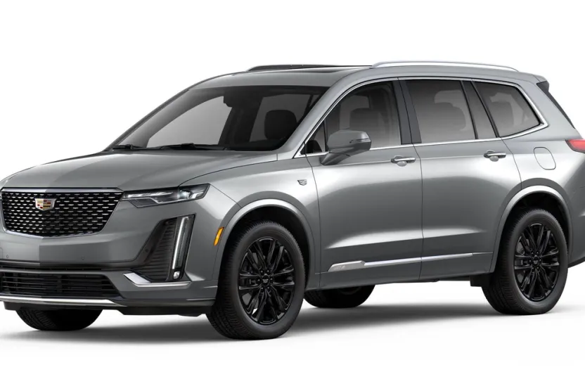 2025 Cadillac XT4 Premium Luxury photo 1