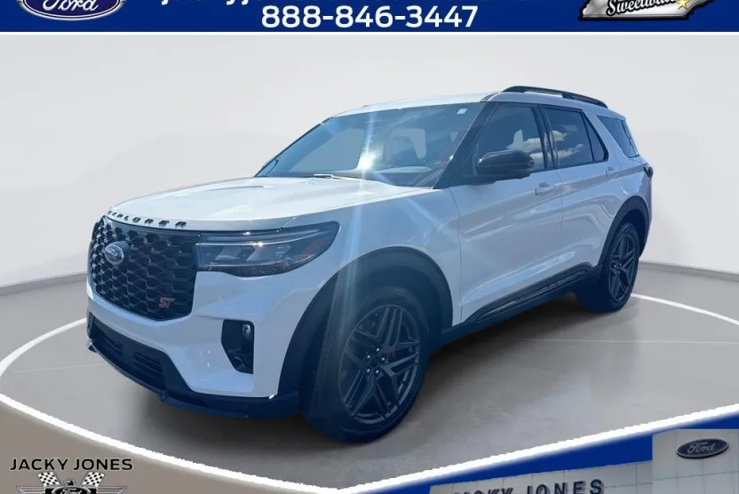 2025 Ford Explorer ST photo 1