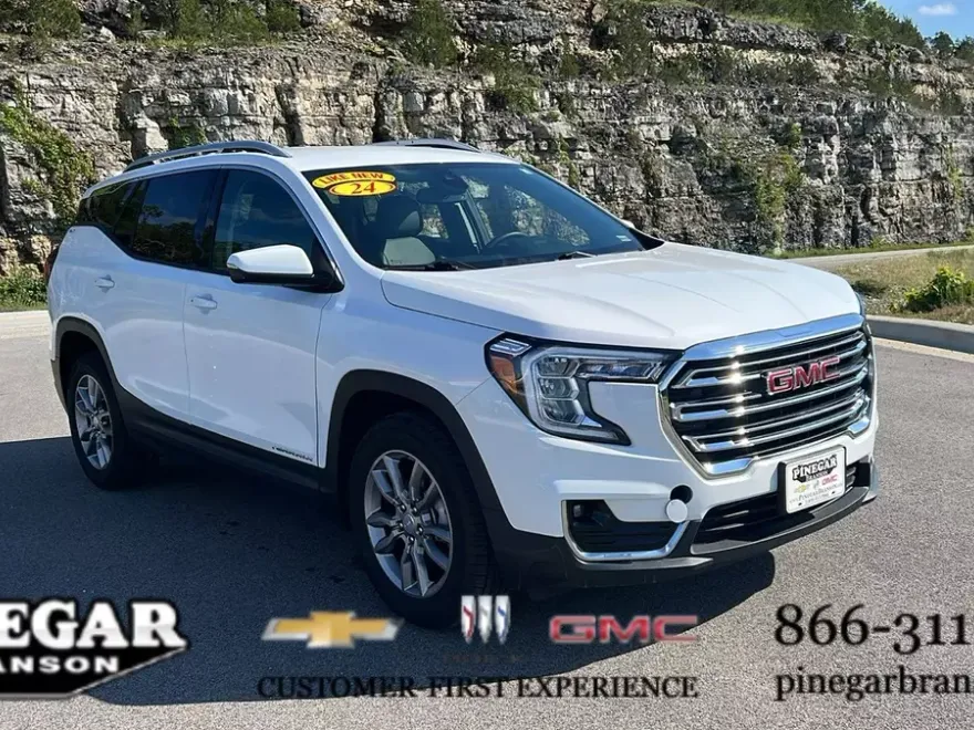 2024 Gmc Terrain SLT photo 1