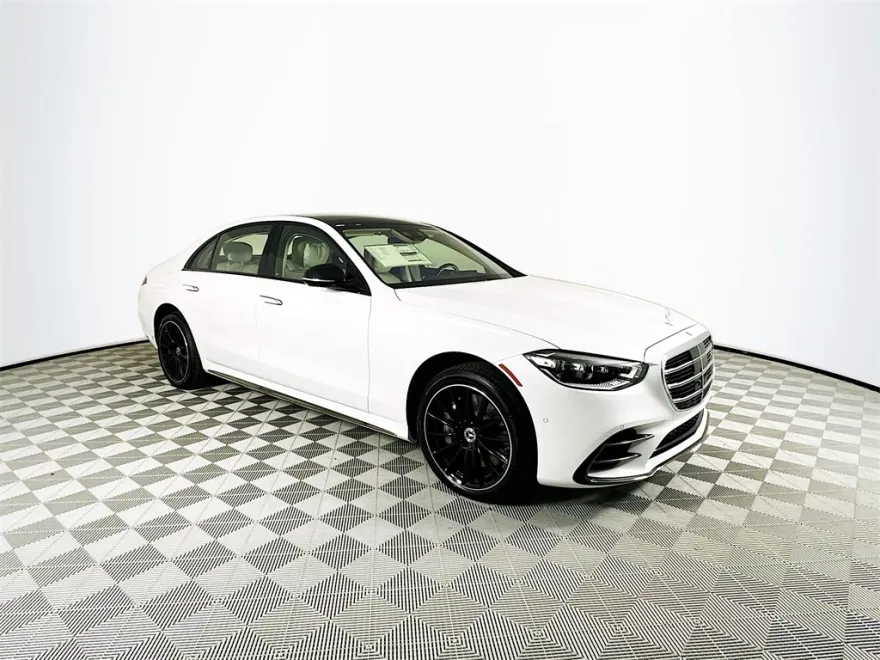 2025 Mercedes Benz S 580 4MATIC photo 1
