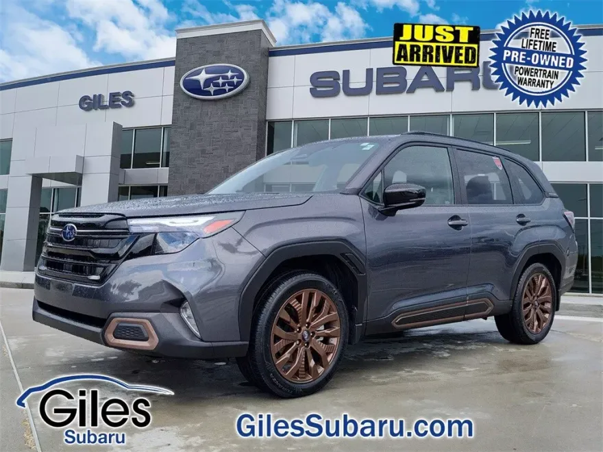 2025 Subaru Forester Sport photo 1