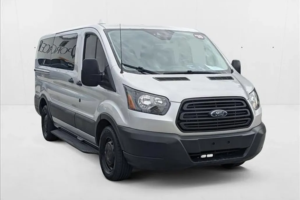 2018 Ford Transit photo 1