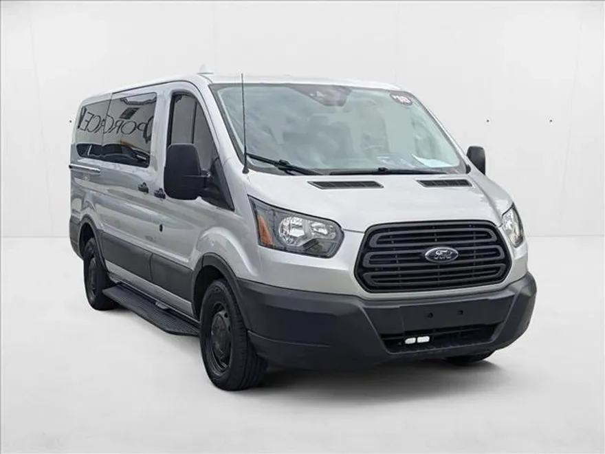 2018 Ford Transit photo 1