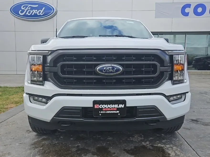 2023 Ford F-150 XLT photo 1