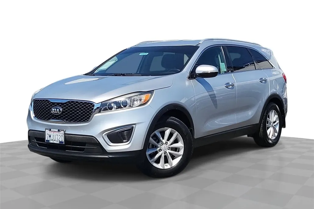 2016 Kia Sorento LX photo 1