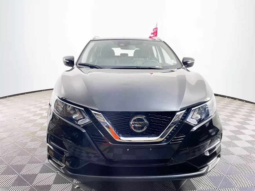 2022 Nissan Rogue Sport SV photo 1