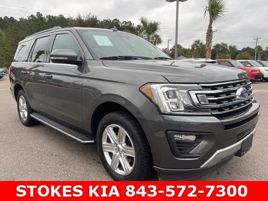 2020 Ford Expedition XLT photo 1