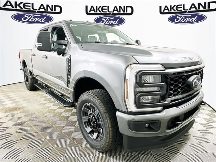 2025 Ford F-250 XL photo 1