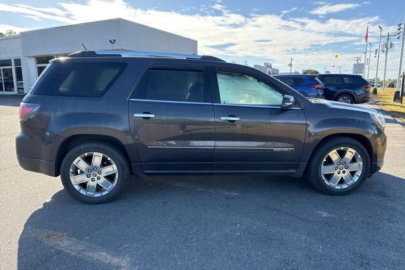 2015 Gmc Acadia Denali photo 1