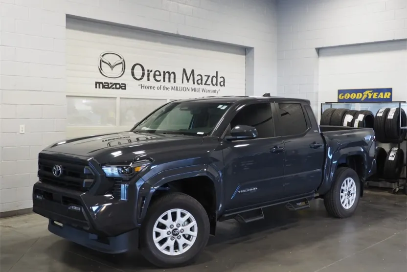 2024 Toyota Tacoma SR5 photo 1
