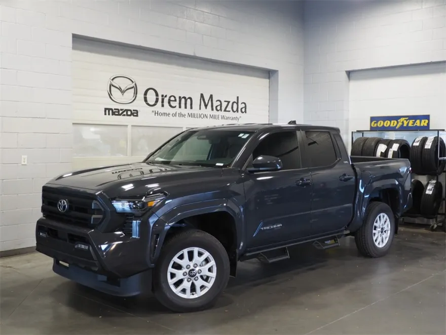 2024 Toyota Tacoma SR5 photo 1