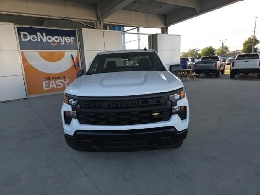 2026 Chevrolet Silverado 1500 Base photo 1