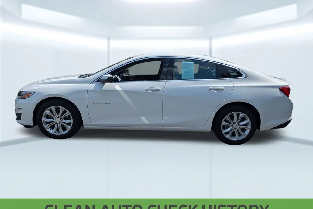 2023 Chevrolet Malibu 1LT photo 1