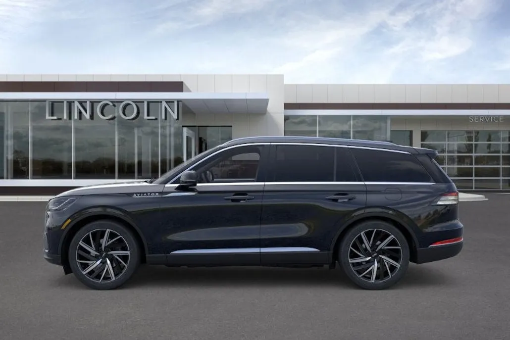 2025 Lincoln Aviator Reserve photo 1
