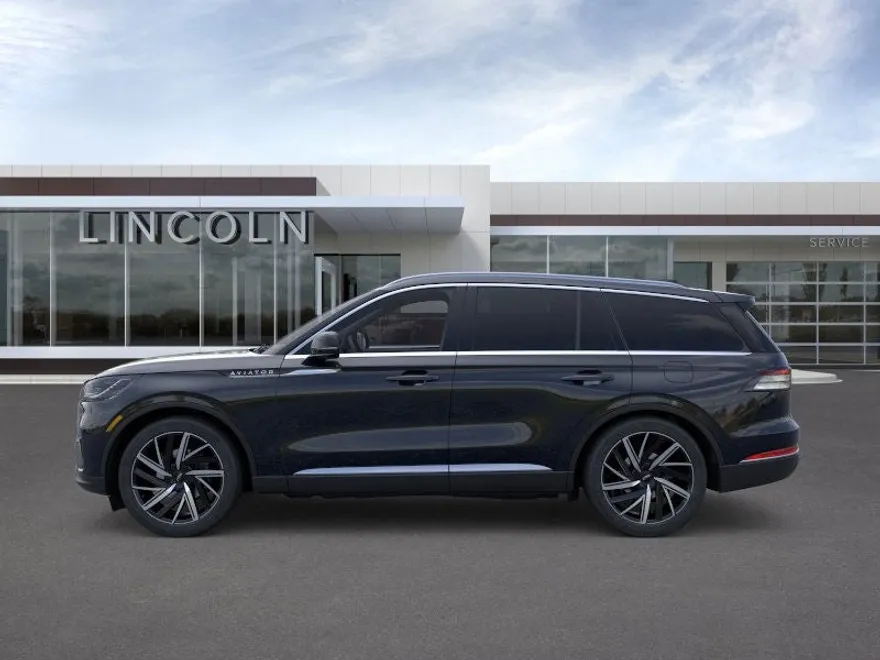 2025 Lincoln Aviator Reserve photo 1