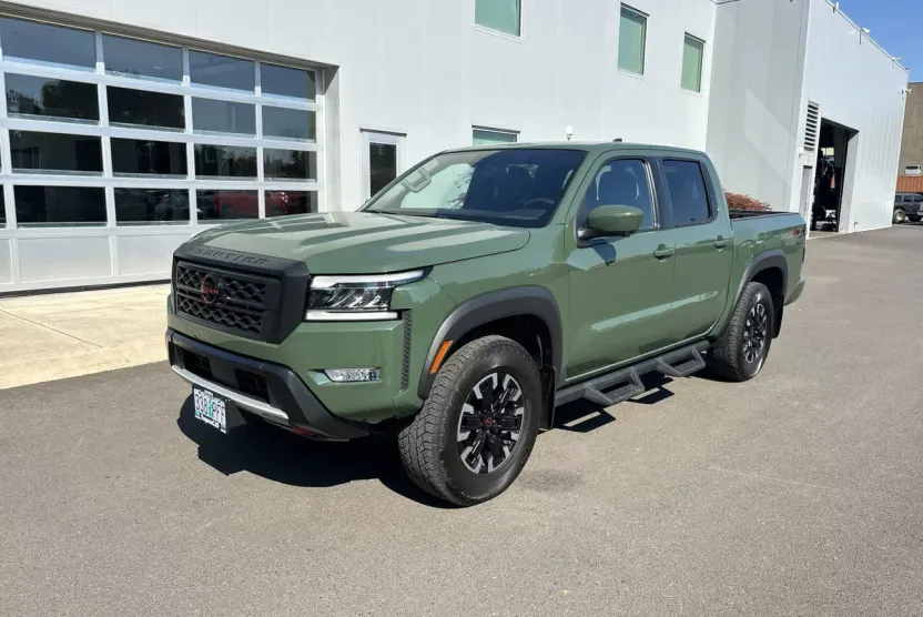 2023 Nissan Frontier PRO-4X photo 1