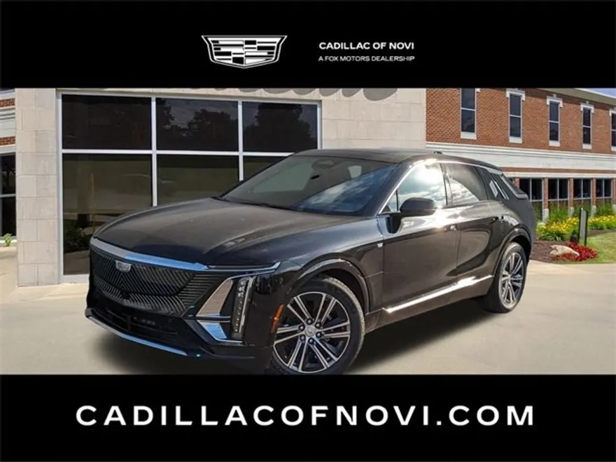 2024 Cadillac Lyriq Luxury photo 1