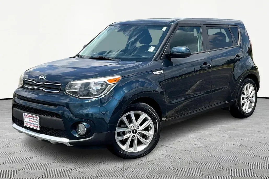2017 Kia Soul Plus photo 1