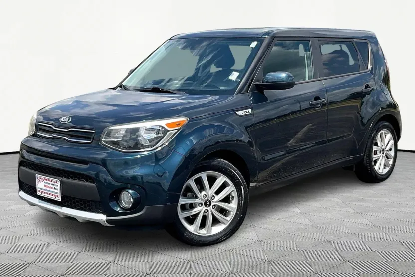 2017 Kia Soul Plus photo 1