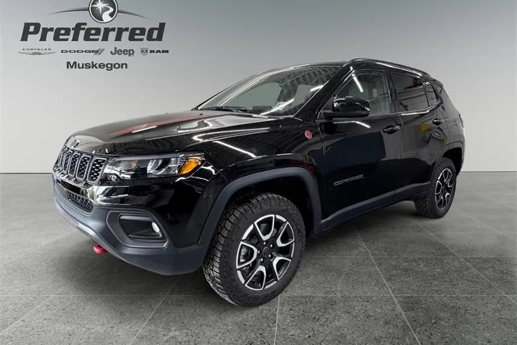 2026 Jeep Compass Trailhawk photo 1