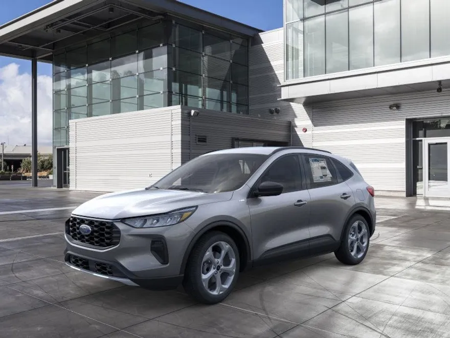 2026 Ford Escape ST-Line photo 1