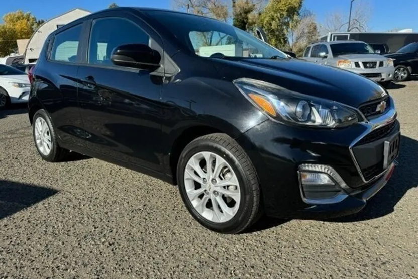 2021 Chevrolet Spark 1LT photo 1