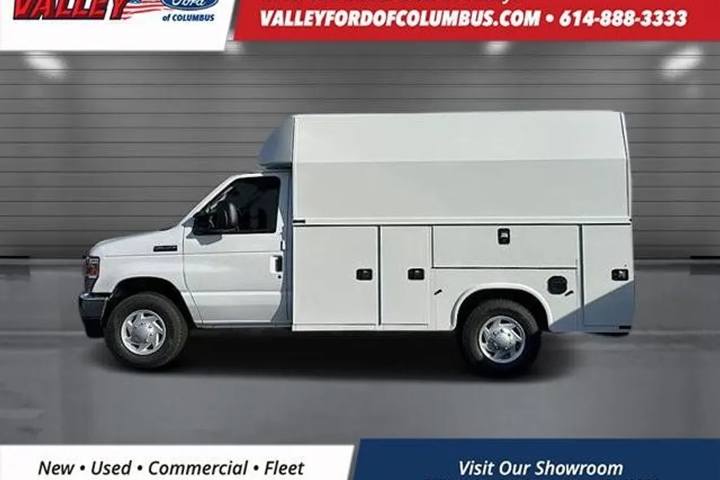2026 Ford E-350 Base photo 1