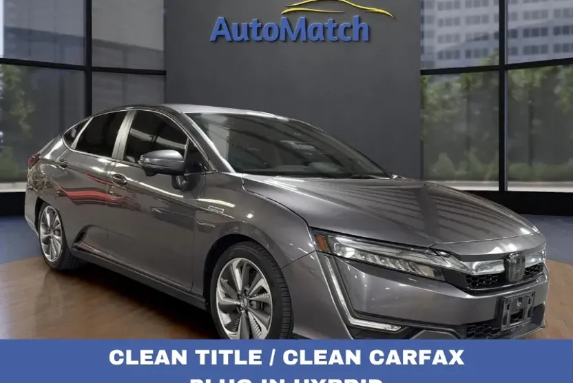 2018 Honda Clarity Plug-In Hybrid Touring photo 1