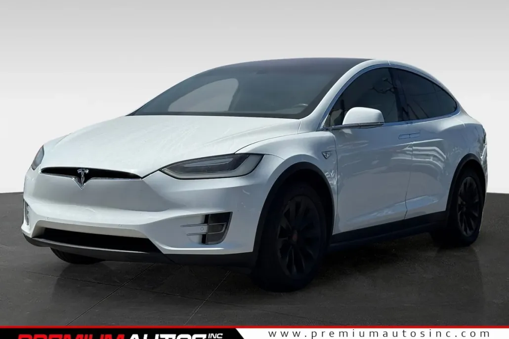 2016 Tesla Model X 90D photo 1