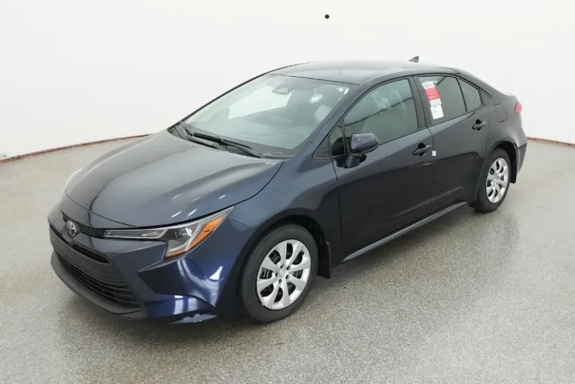 2026 Toyota Corolla LE photo 1