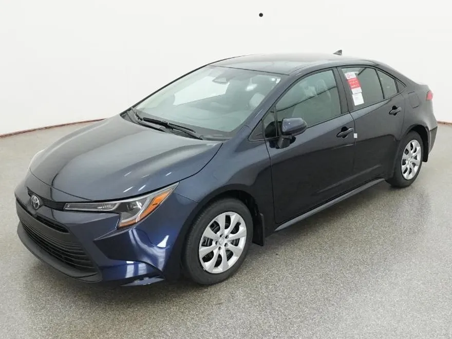 2026 Toyota Corolla LE photo 1