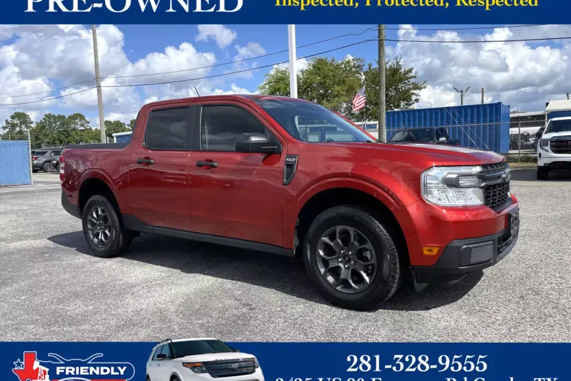 2024 Ford Maverick XLT photo 1