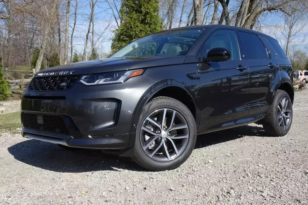 2025 Land Rover Discovery Sport S photo 1
