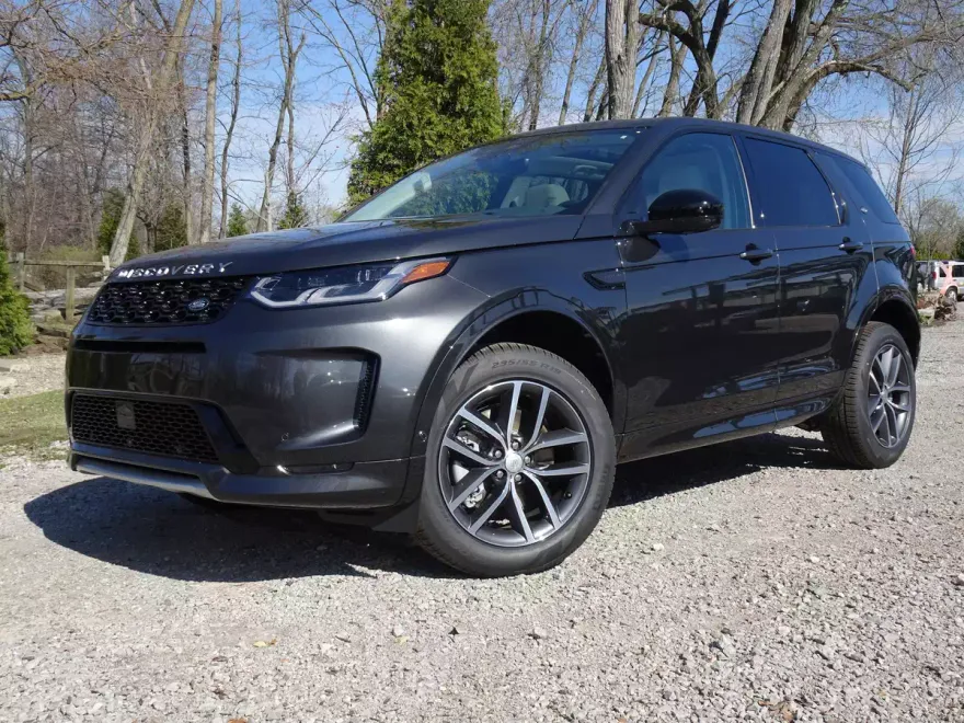 2025 Land Rover Discovery Sport S photo 1