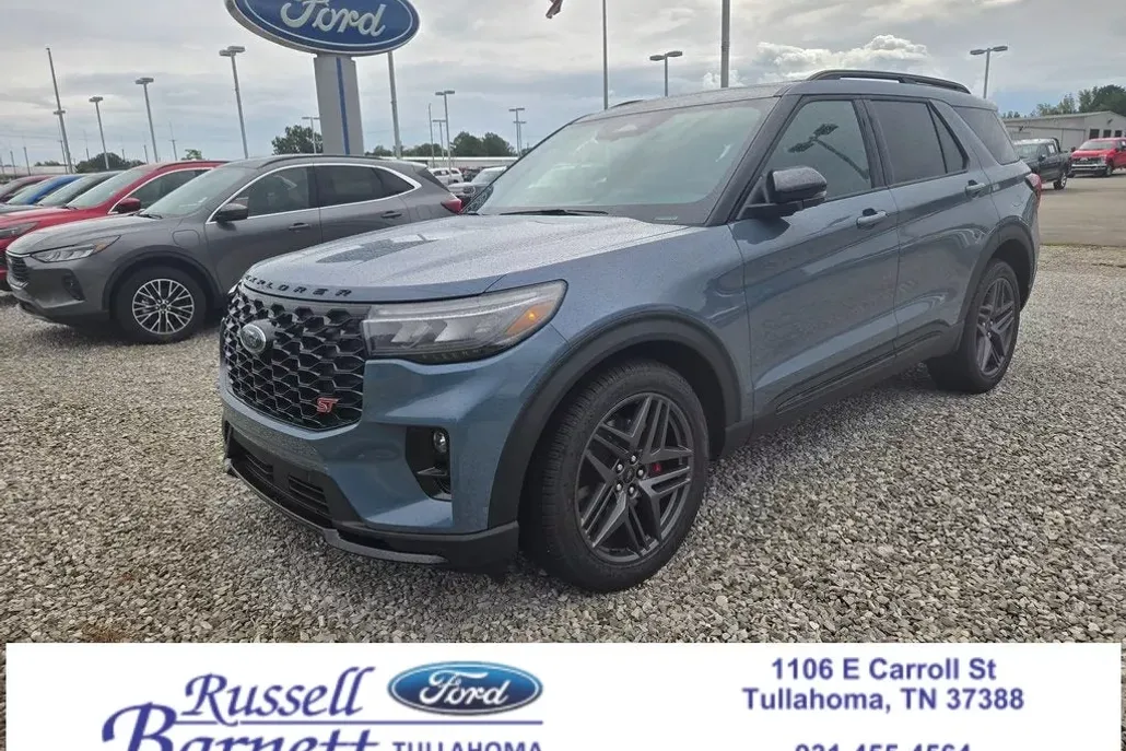 2025 Ford Explorer ST photo 1