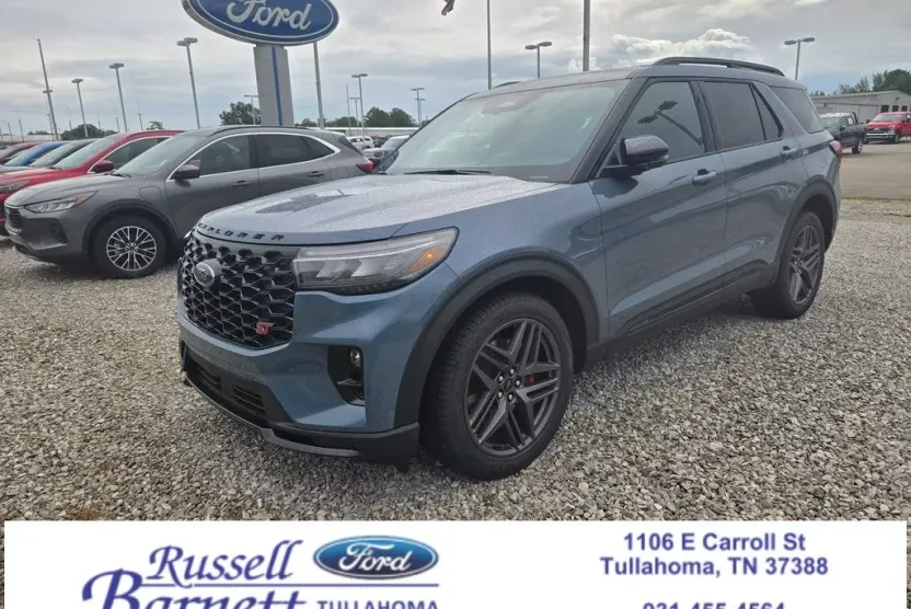 2025 Ford Explorer ST photo 1